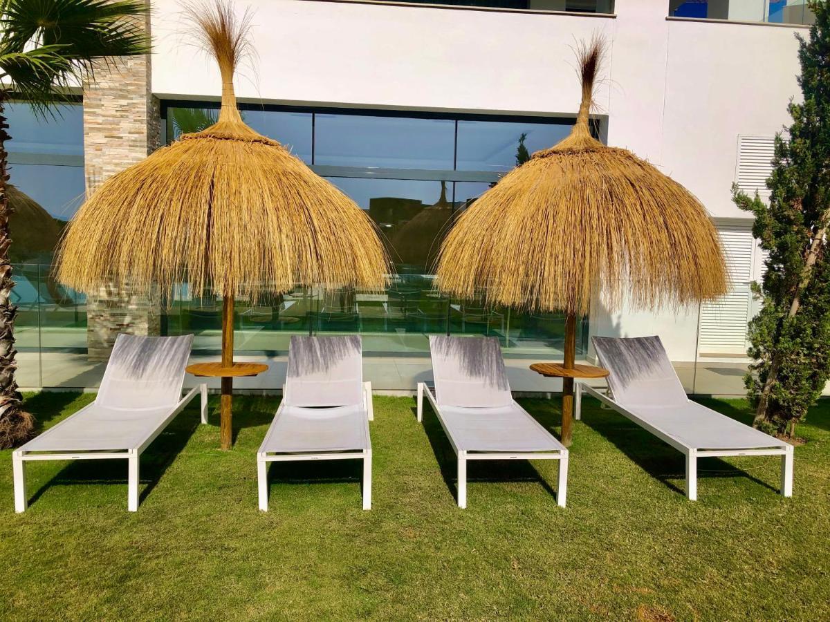 Modern Apartment In Front Of Cabopino Golf Marbella Exteriör bild