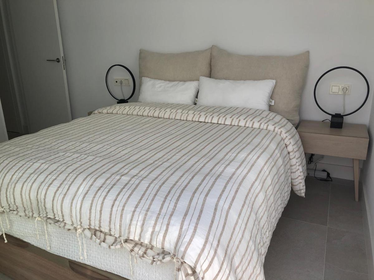 Modern Apartment In Front Of Cabopino Golf Marbella Exteriör bild